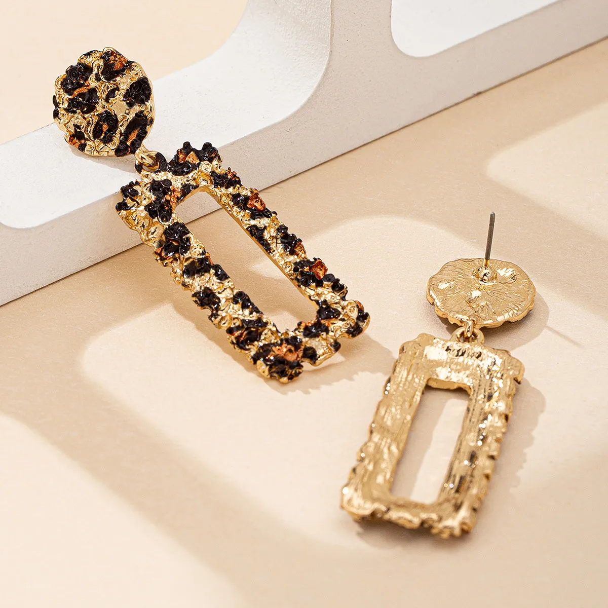 Diva Rectangular Leopard Earrings - Обеци